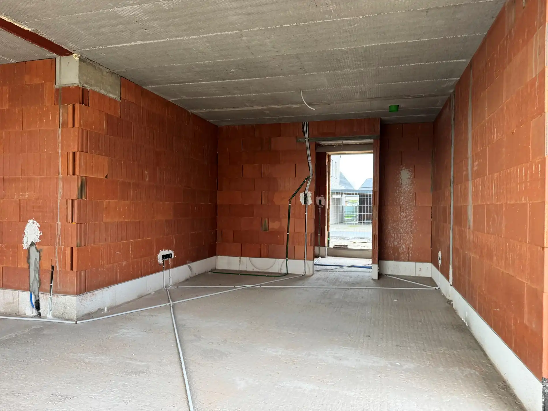 Nieuwbouwwoning met 4 slaapkamers en tuin te Koekelare  foto 17