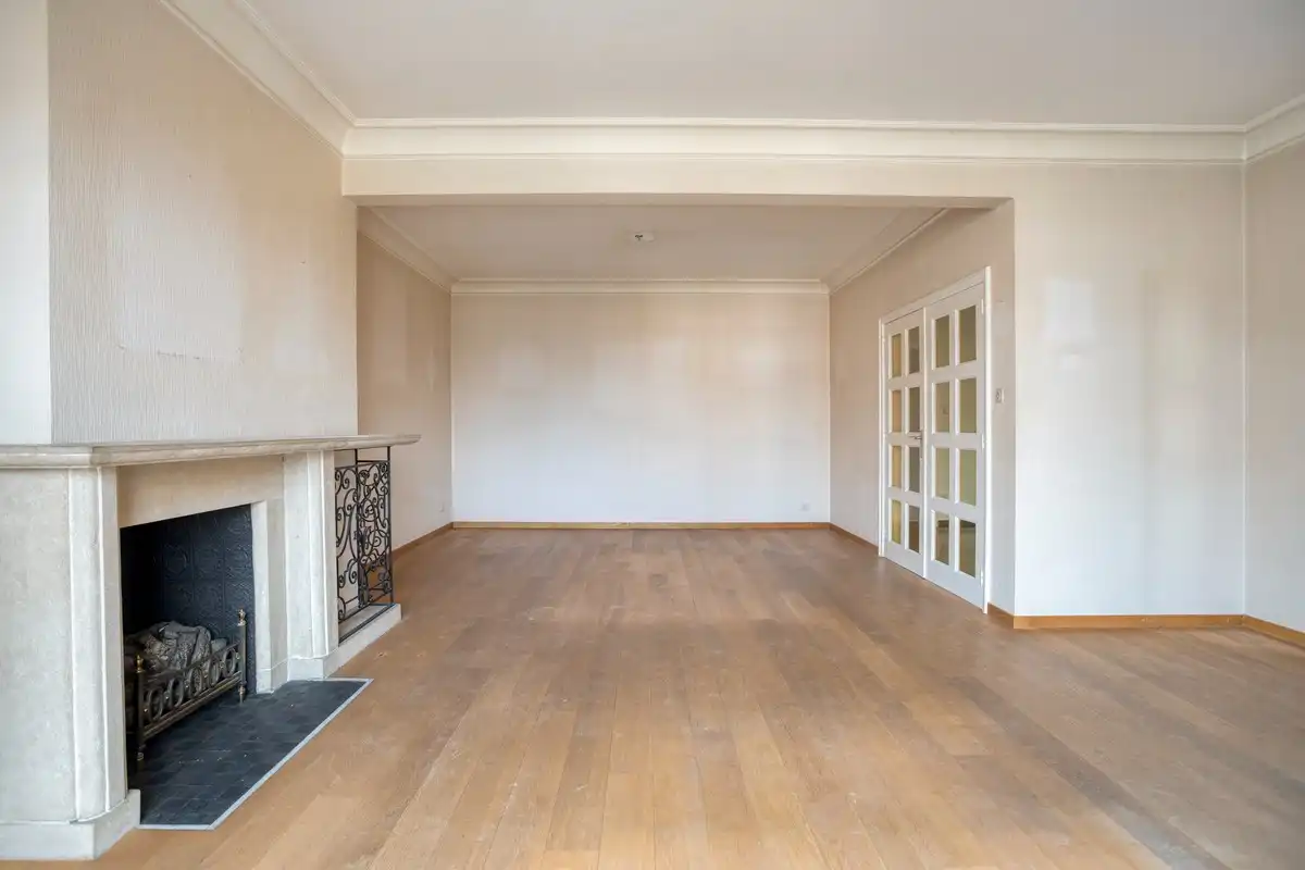 Ruim appartement met 3 slaapkamers, kelderberging en garagebox aan de rand van het centrum foto 6