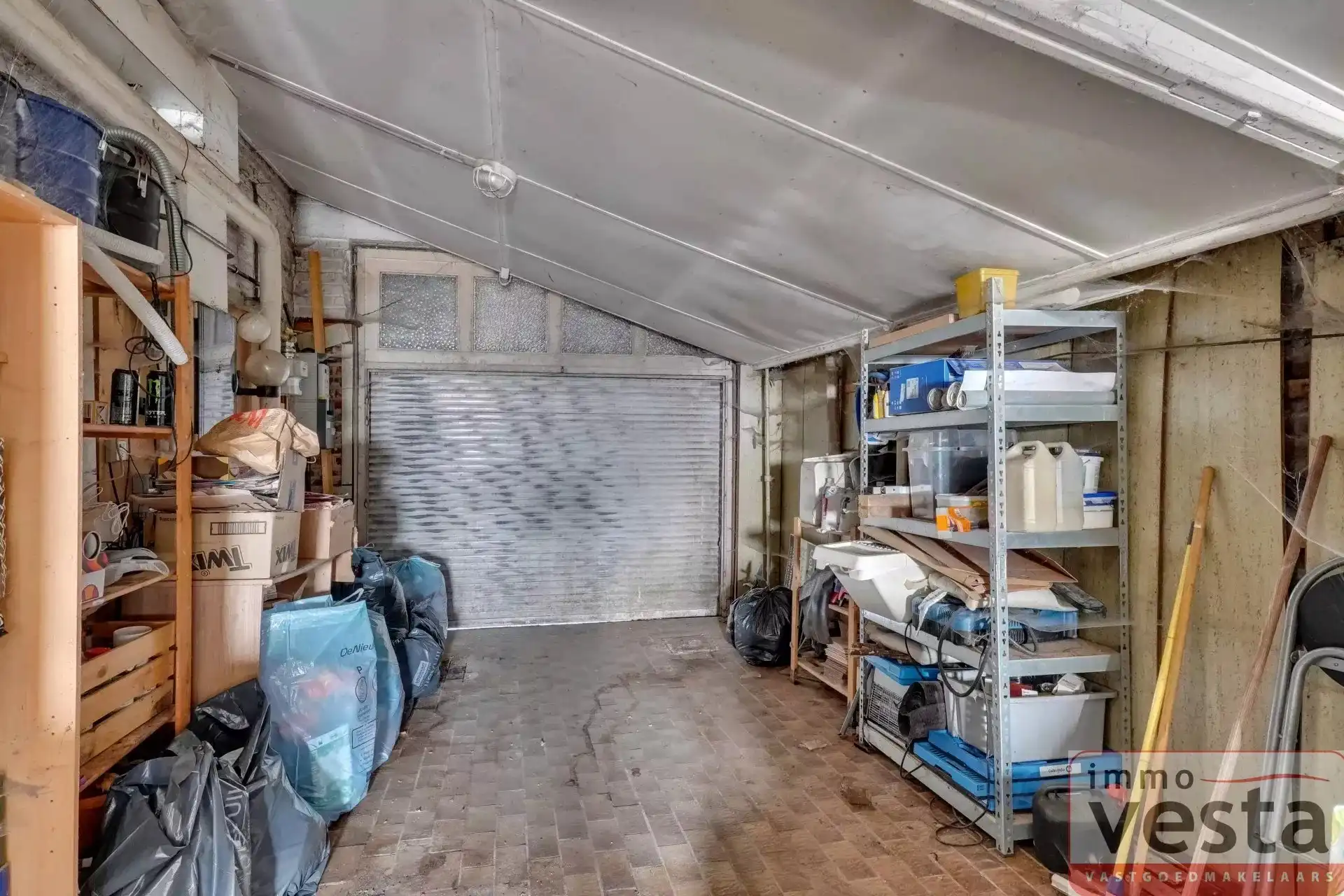 Ruime, instapklare woning op goede locatie foto 24