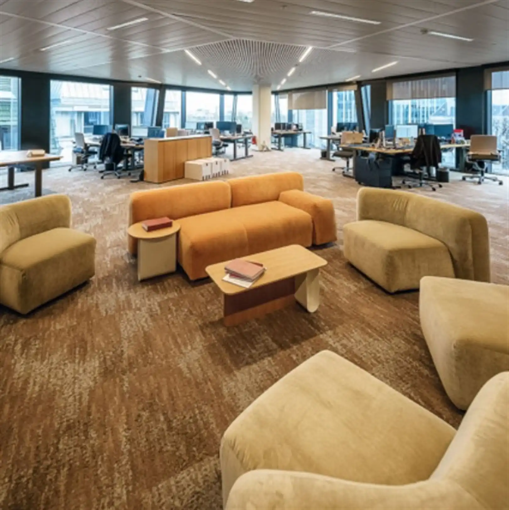 SPECTRUM : 4e verdiep 1.390m² en 268m² te huur foto 13