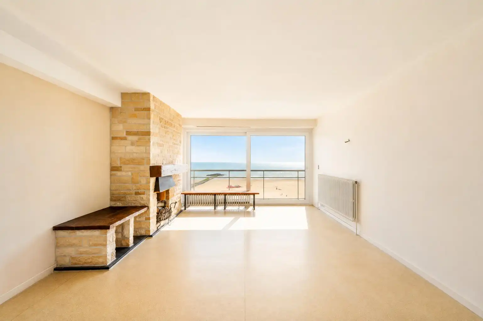 Ruim appartement met frontaal Zeezicht foto 2