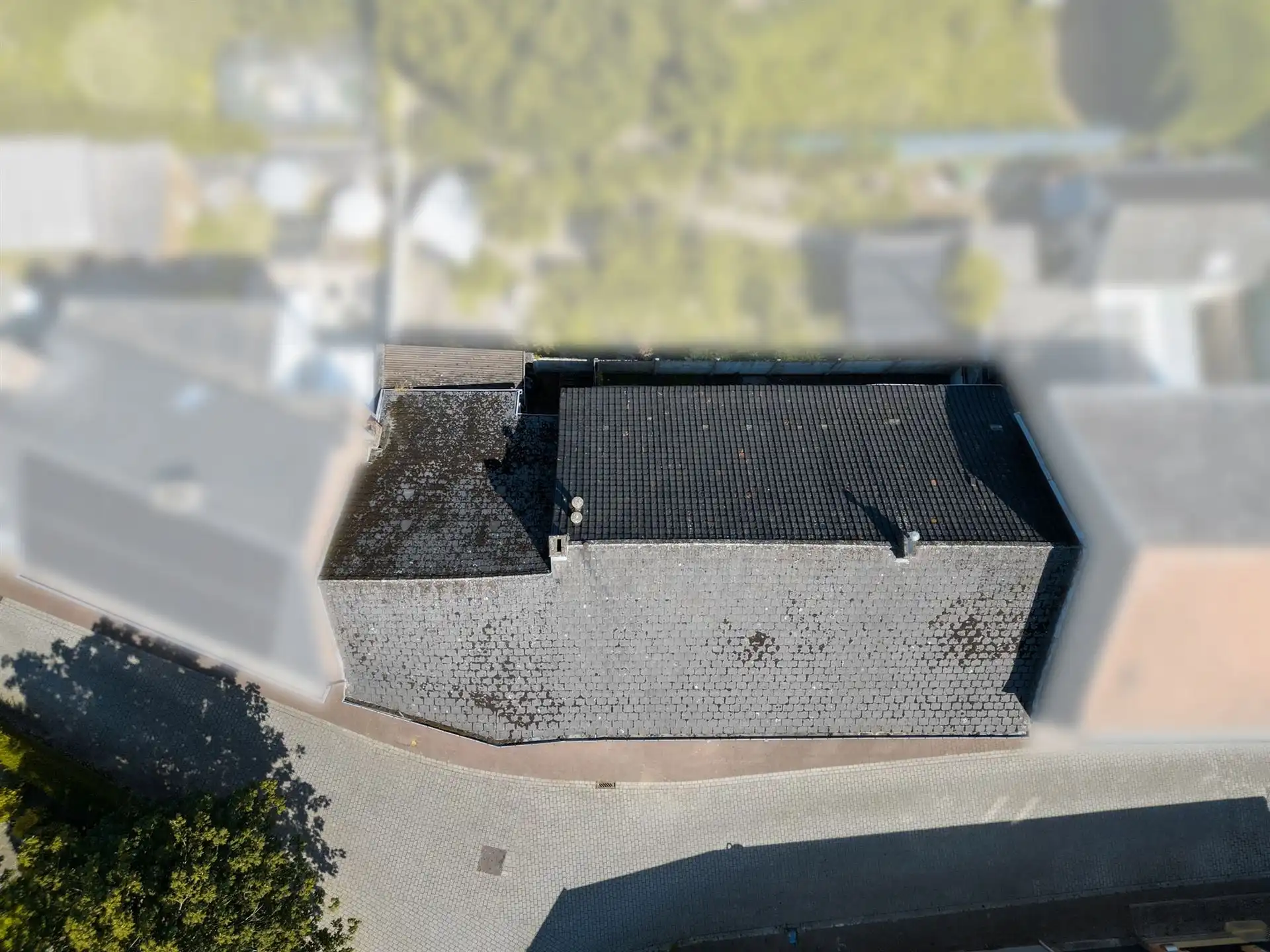 Totaal te renoveren (handels)huis foto 12