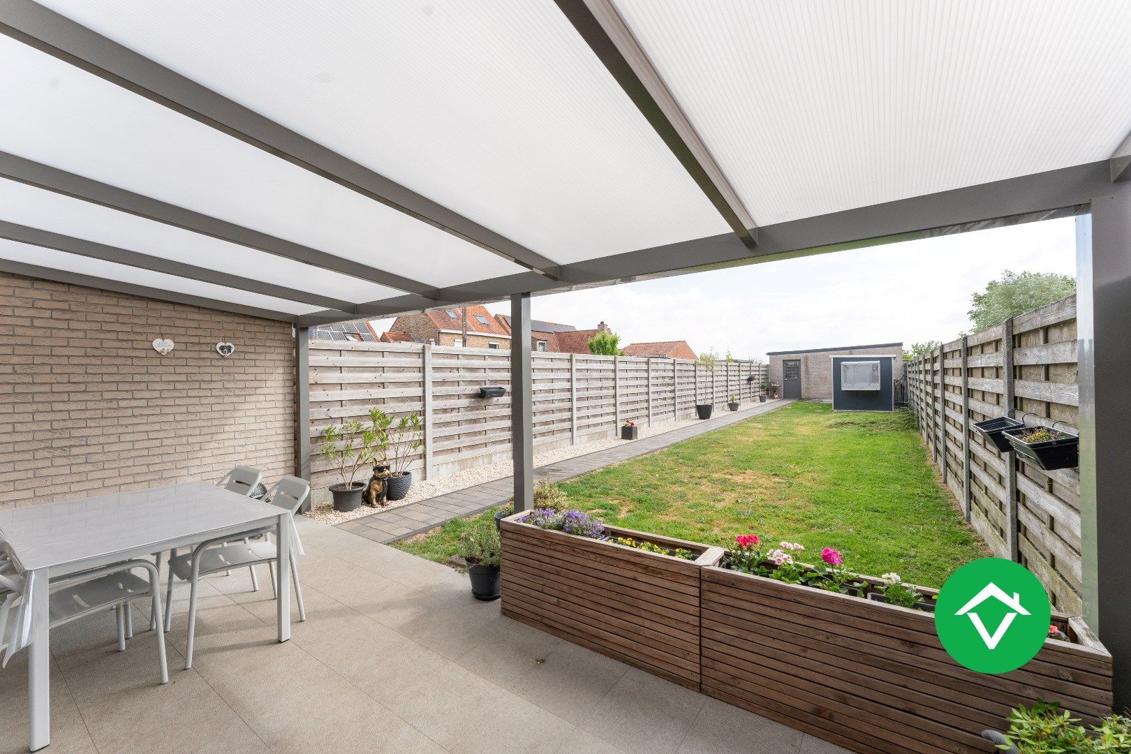 Instapklare, recente woning (2018) met 4 slaapkamers en garage in hartje Koekelare. foto 21