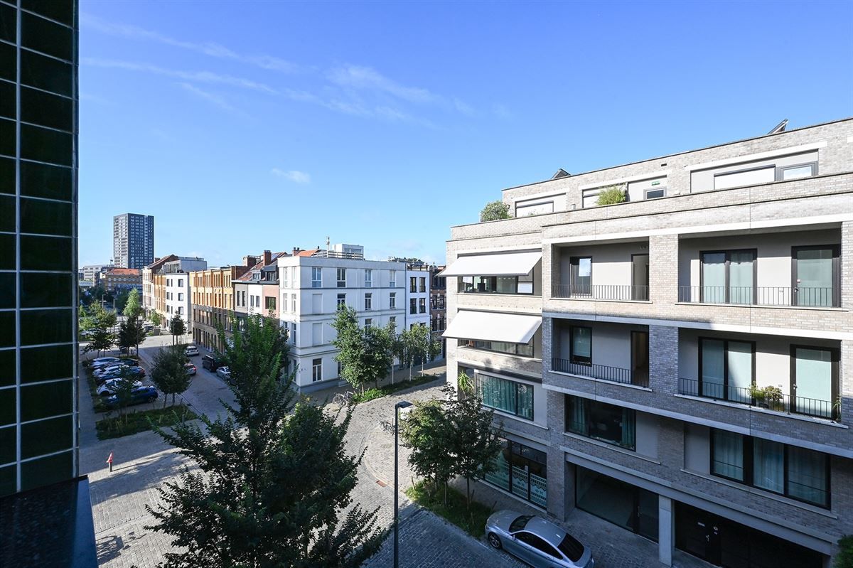 Mooi en energiezuinig 1-slaapkamer appartement met ruim terras foto 26