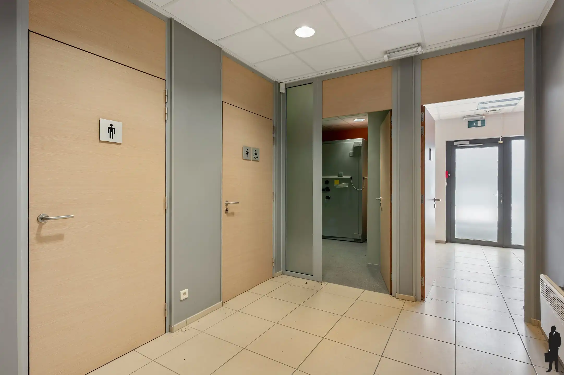  Commercieel Gelijkvloers in het Hart van Westmalle  foto 7