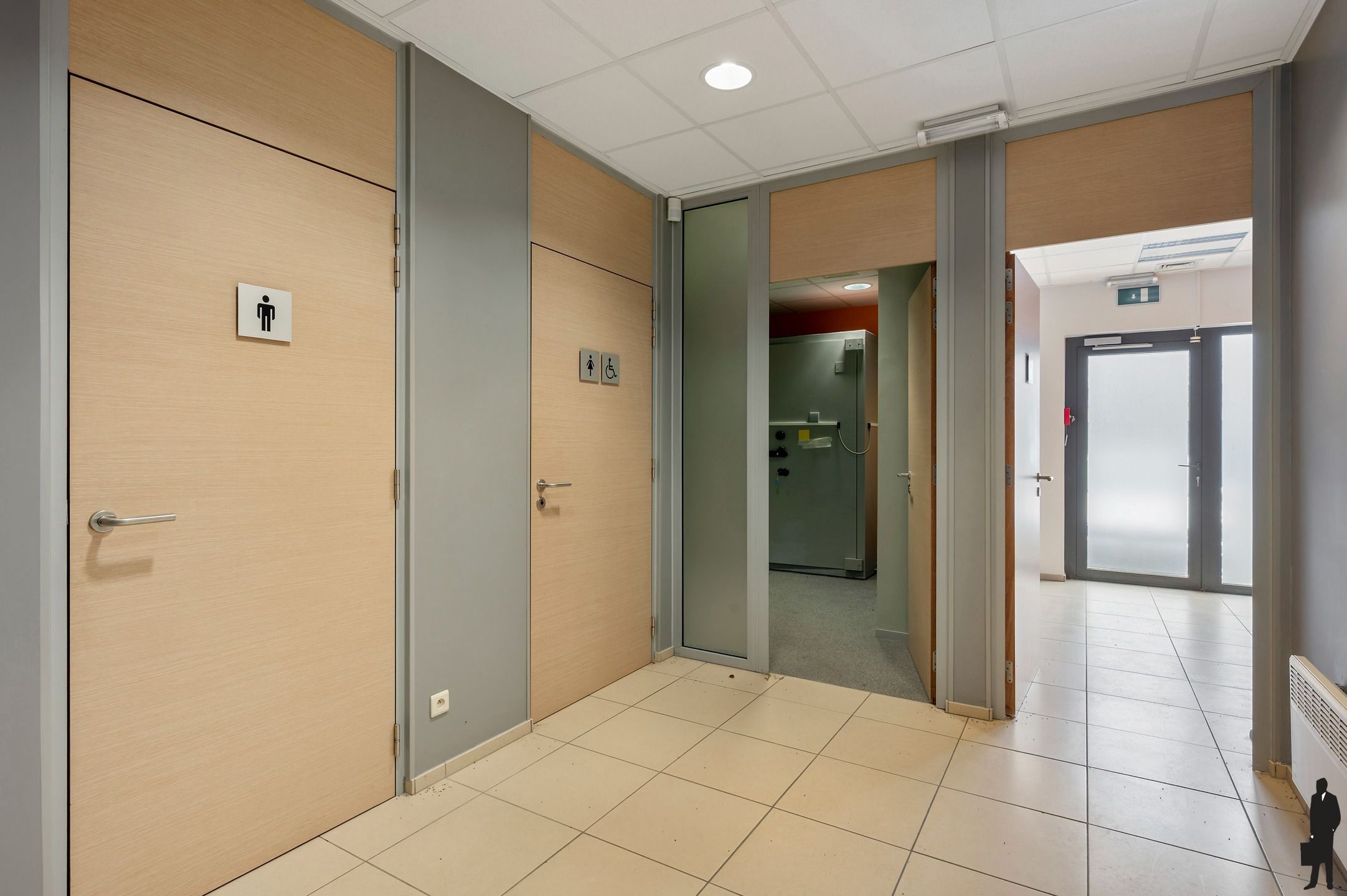  Commercieel Gelijkvloers in het Hart van Westmalle  foto 7