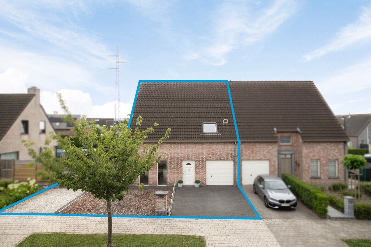 Recente instapklare woning aan de rand van de stad foto 1