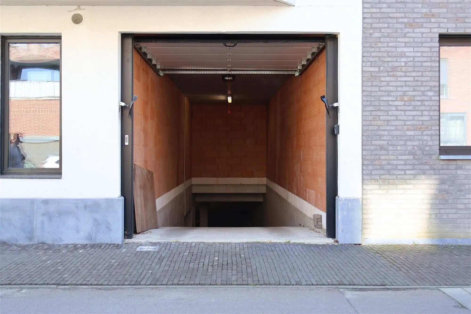 Ondergrondse autostaanplaats foto 8