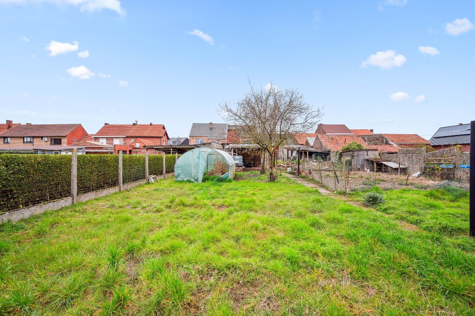 Te renoveren woning te Melkwezer foto 24