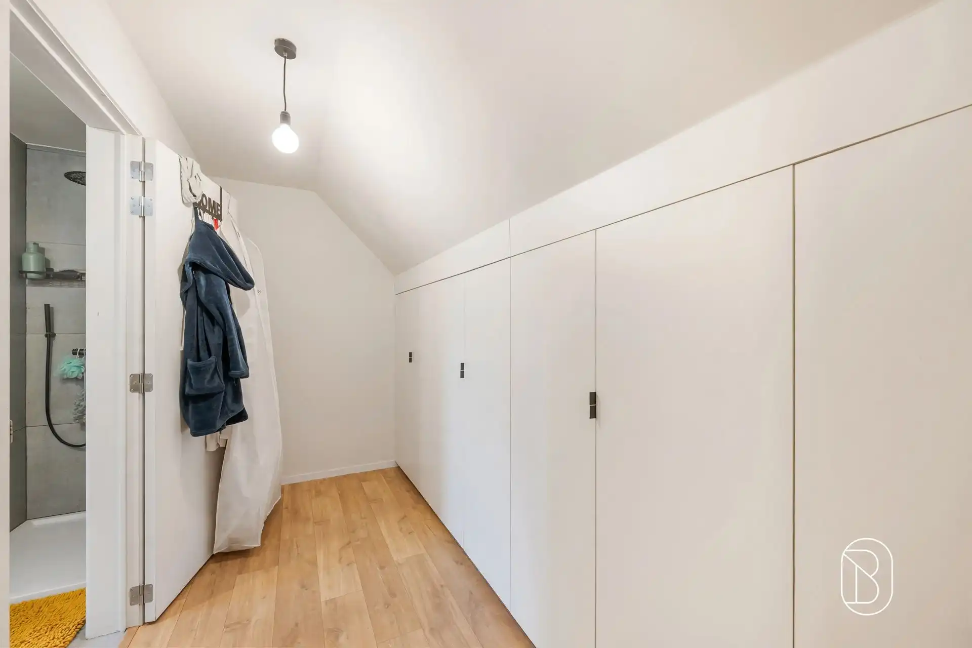 Stijlvolle nieuwbouwwoning met 3 slaapkamers, 2 badkamers en tuin Spiere foto 13