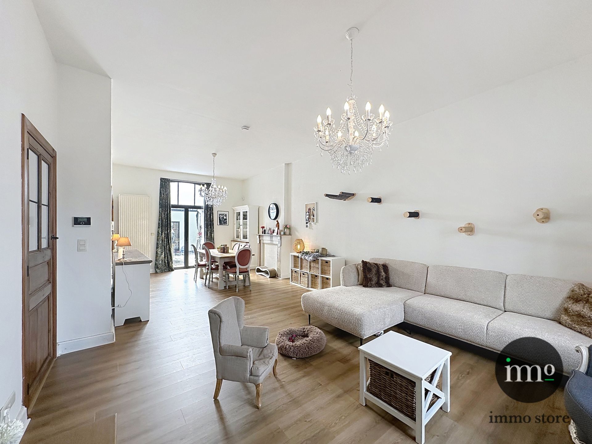 Gerenoveerd herenhuis met praktijkruimte/kangoeroewonen. foto 7