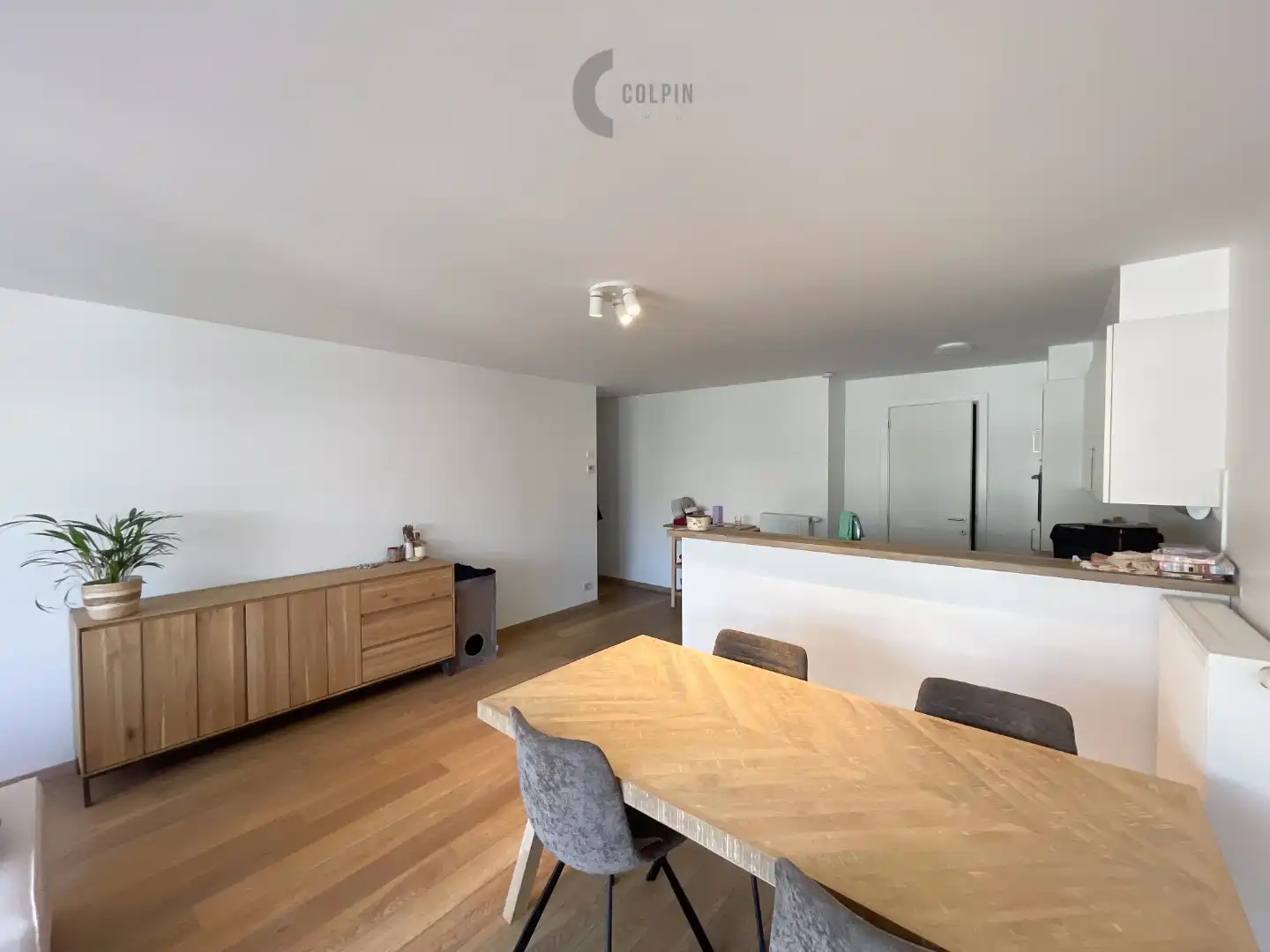 Instapklaar appartement vlakbij de jachthaven te Zeebrugge foto 4