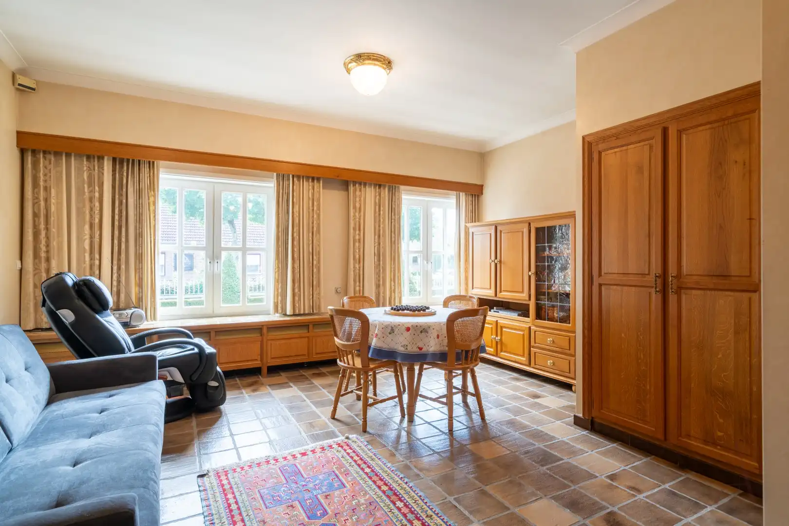 Riante karaktervolle villa met parktuin op ruim 1 hectare foto 14