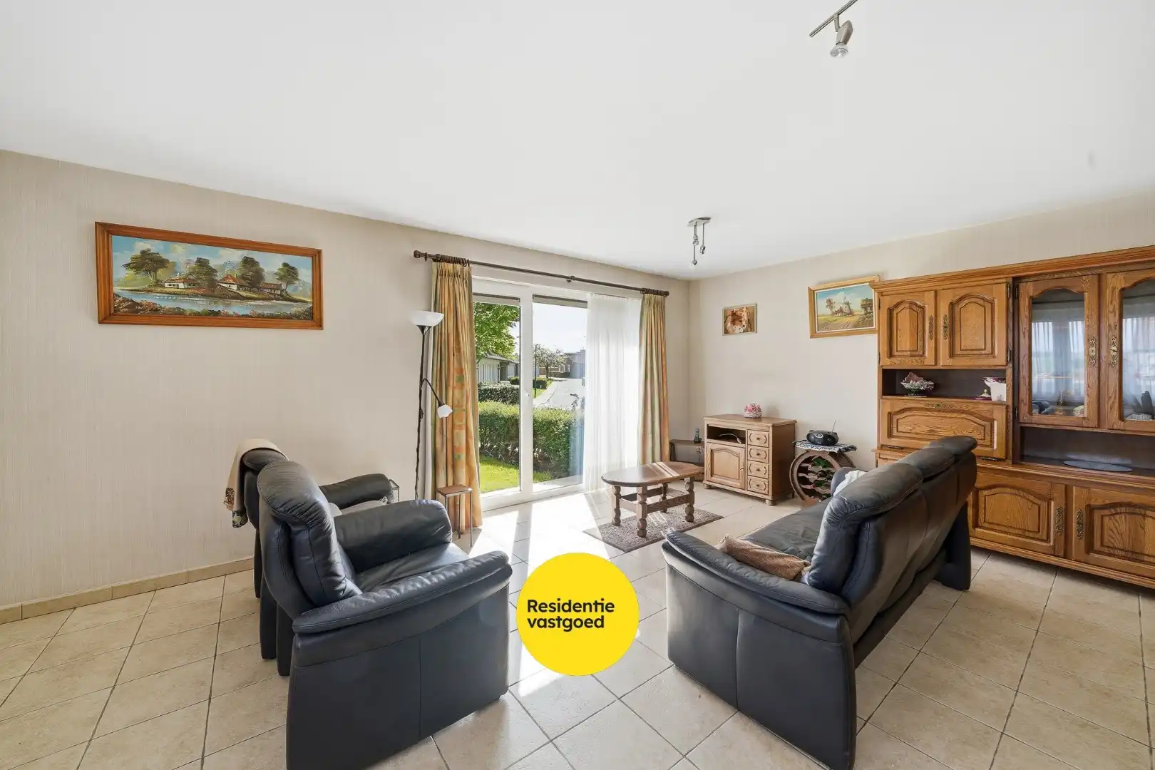 Ruim gelijkvloers 2-slaapkamerappartement in Residentie Lindenhof foto 4