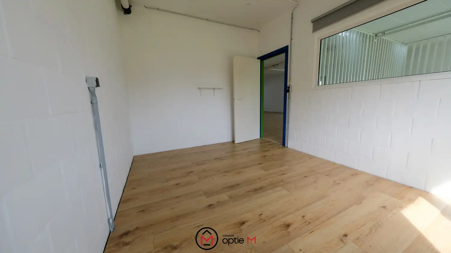 Handelsruimte met appartement te koop in Merem, Bilzen-Hoeselt foto 14