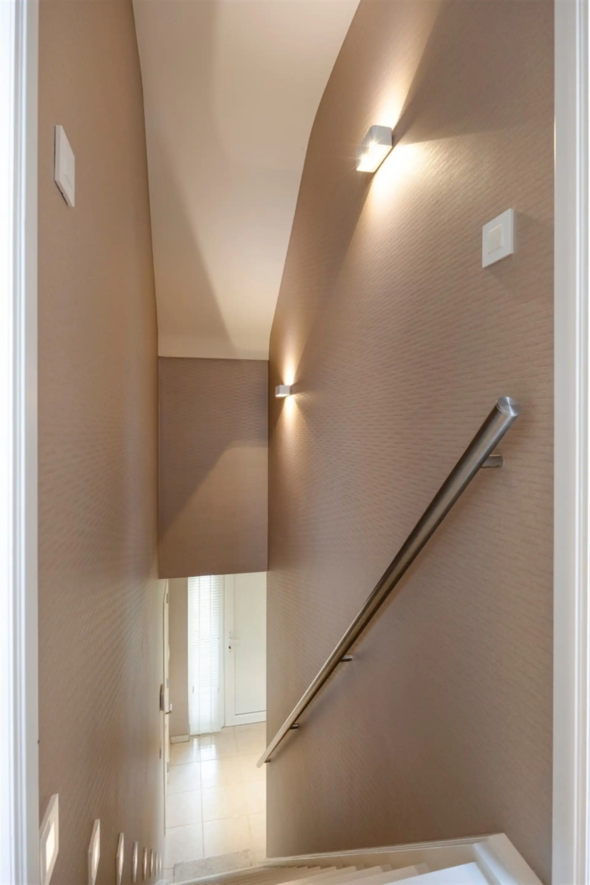 Rustig gelegen open bebouwing met moderne afwerking foto 20