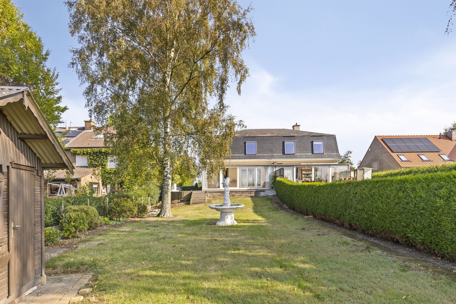 Woning met grote tuin, 3 slpks., veel licht en grote garage. foto 23