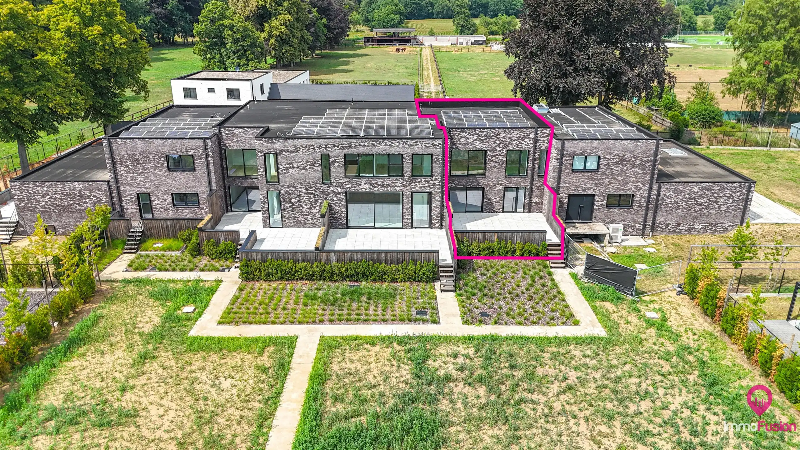 Unieke woning met 4 slpks in uitzonderlijk woonproject! foto 2