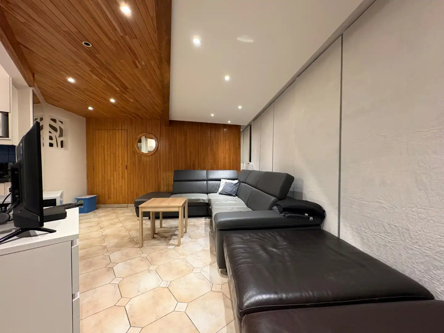 Instapklaar appartement met privé terras foto 8