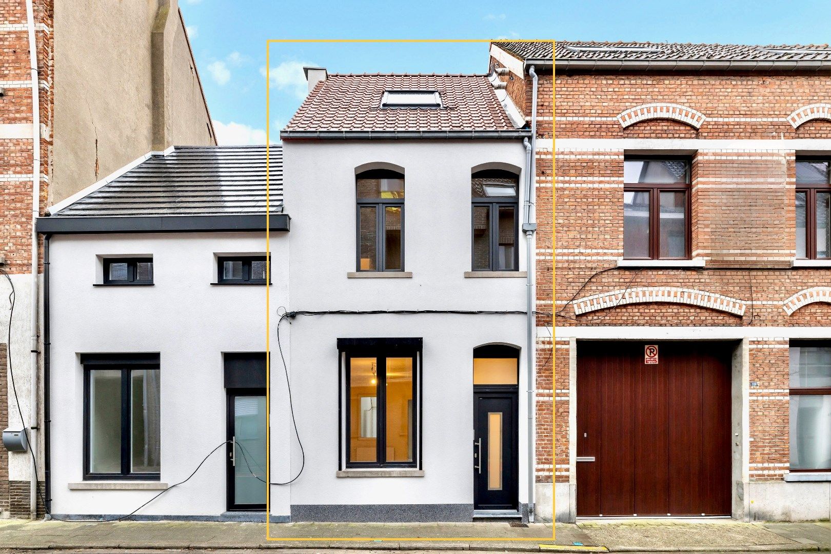 Instapklare, gerenoveerde 3-slpk woning in centrum foto {{pictureIndex}}