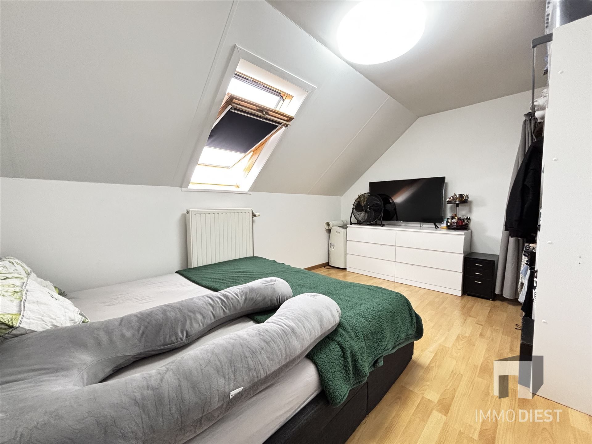 Duplex appartement op de tweede verdieping in het centrum van Tessenderlo foto 6