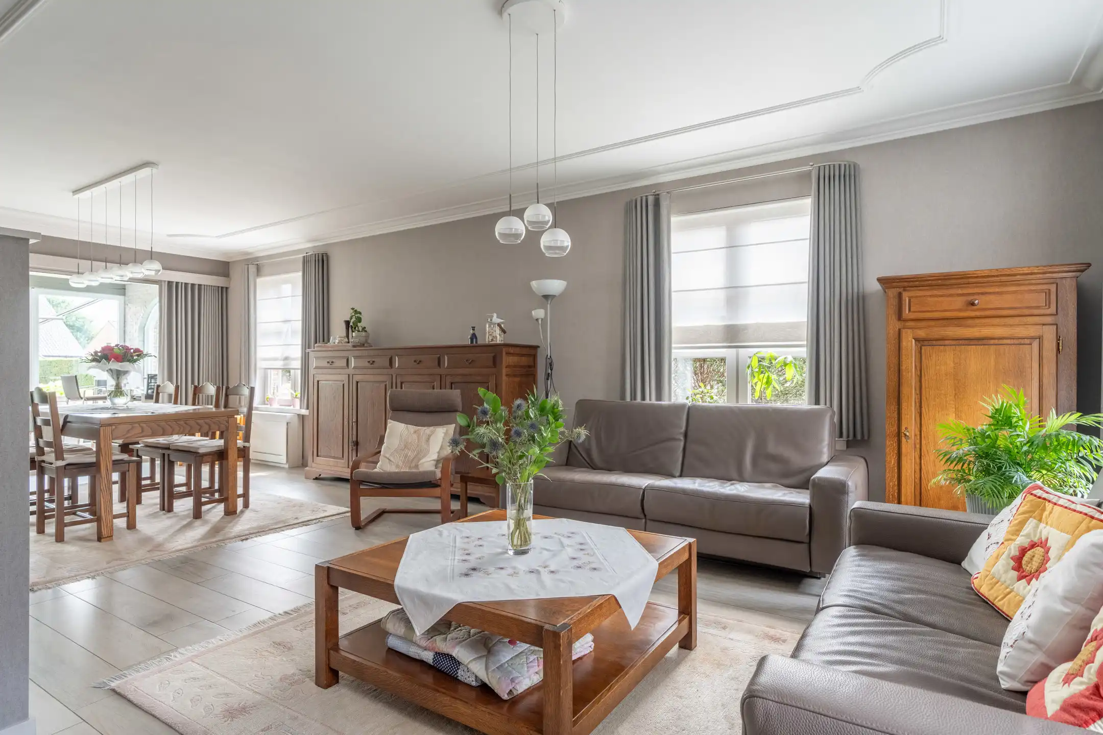 Zeer gunstig gelegen energiezuinige woning met 3 ruime slaapkamers op 564 m² foto 4