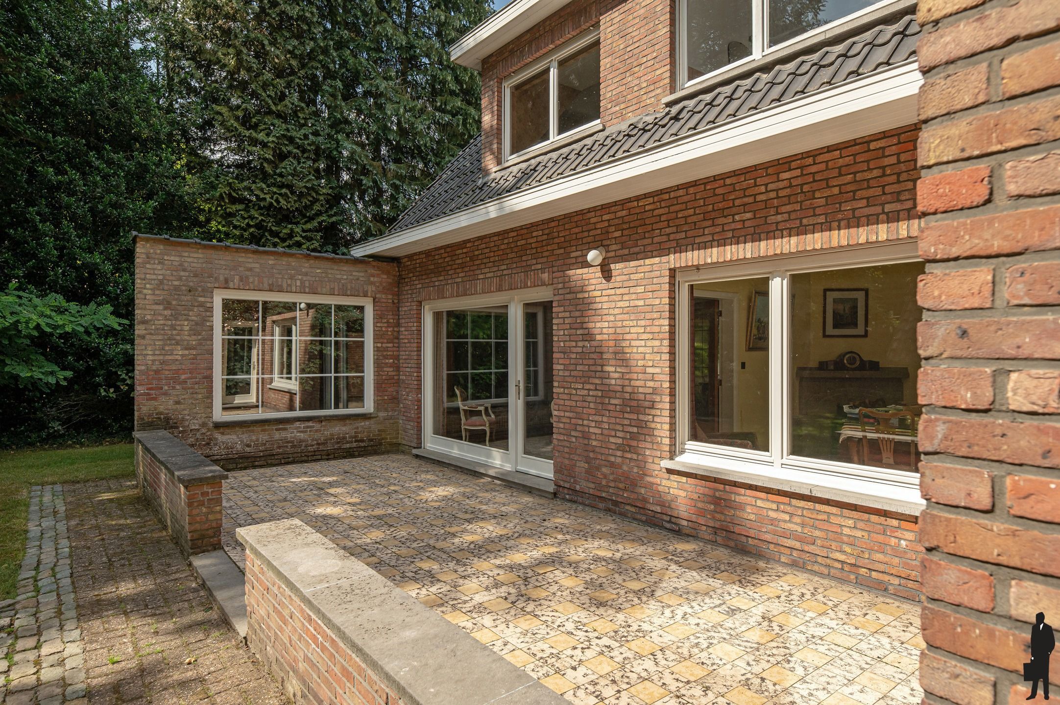 Tijdloze villa op een royaal perceel van 1.518 m² foto 19