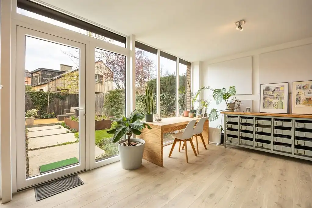 Luxe bel-etage in topbuurt op Linkeroever met heerlijke tuin foto 25