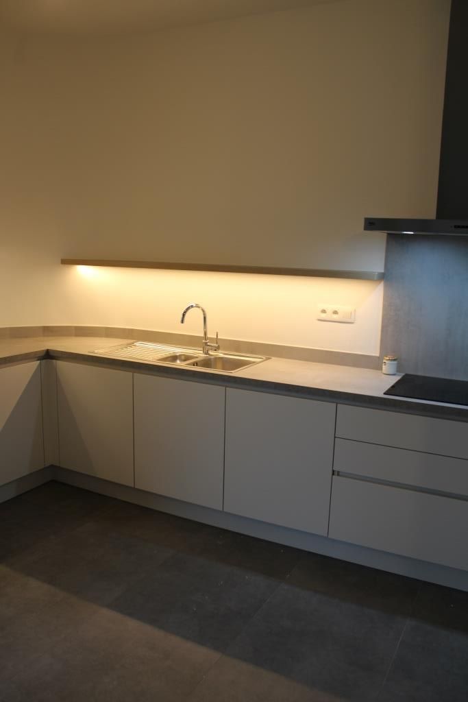 Zeer ruim en energiezuinig appartement met autostaanplaats foto 2