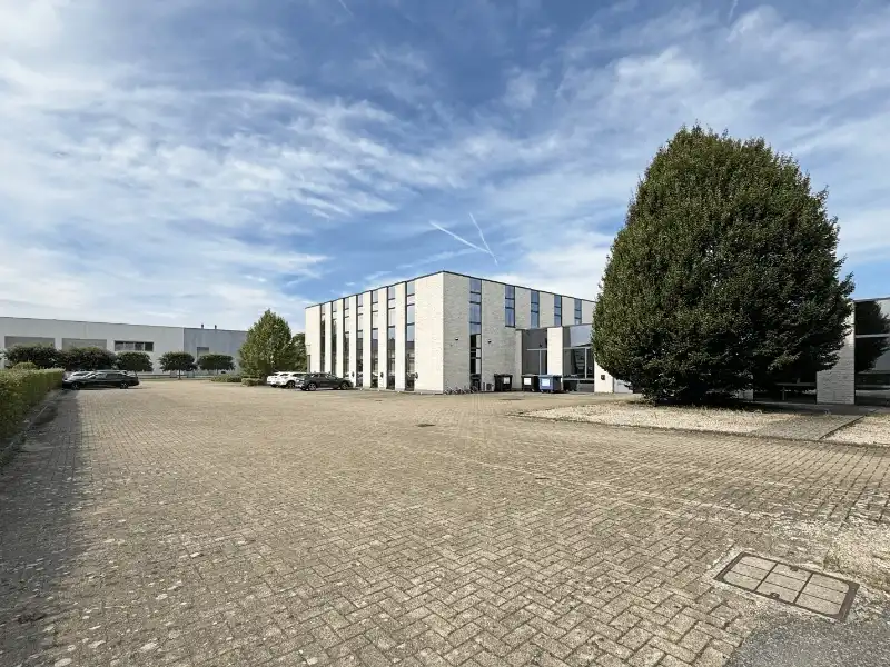 Sint-Niklaas - TE KOOP: Bedrijfsgebouw voor eigen gebruik of investering foto 22