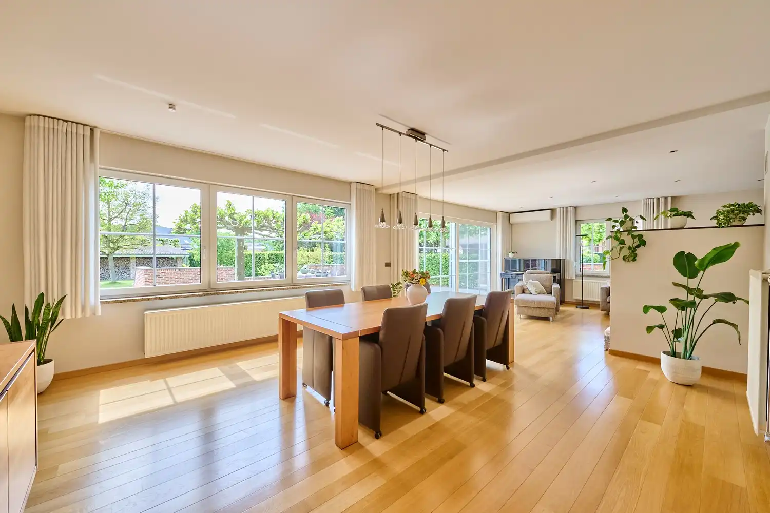 Kwaliteitsvolle woning met zuidgerichte tuin te Dilsen-Stokkem foto 5