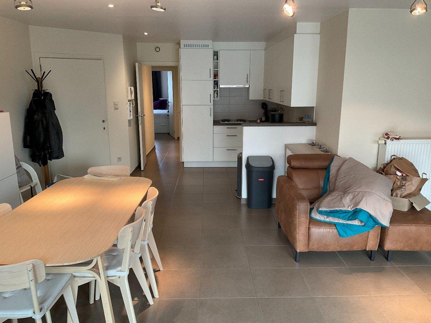 Instapklaar energiezuinig appartement hartje Torhout, met 2 slp en zonnig terras (garage), Torhout. foto 7