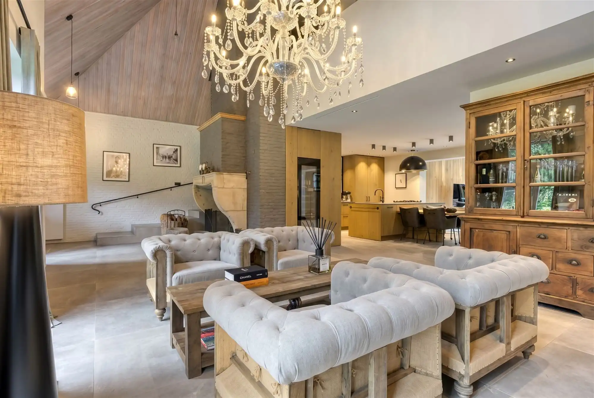 Landelijke luxe: unieke villa op ca. 11.000 m² privé-domein foto 15