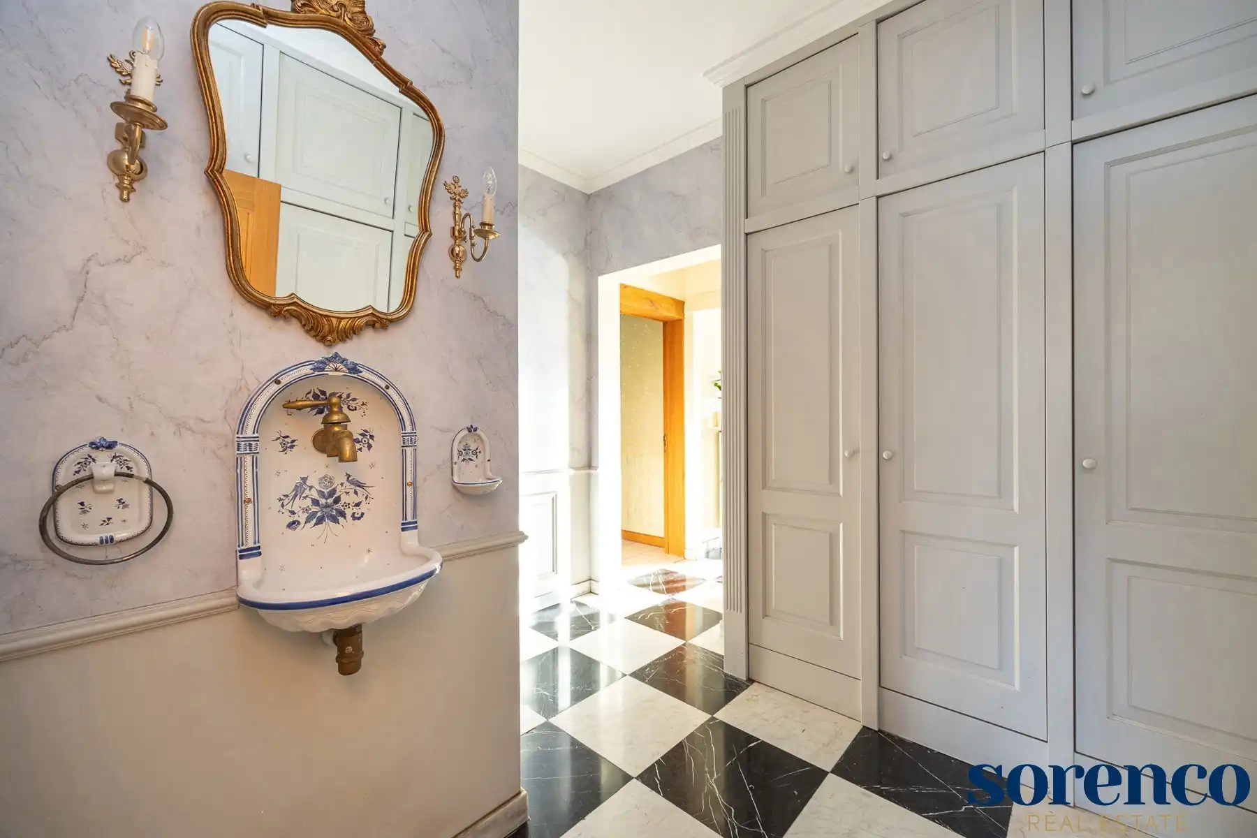 Charmante villa met zwembad op een mooi perceel  foto 16