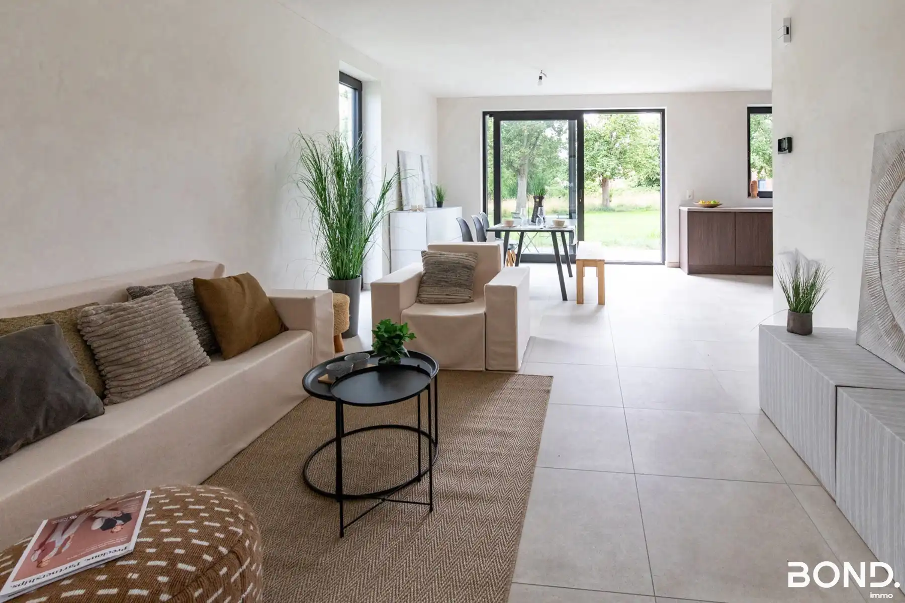 Instapklare nieuwbouwwoning op gunstige locatie!  foto 4