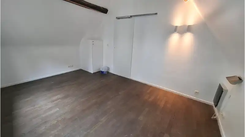 Comfortabel Dakappartement in Loft-stijl te huur in Brugge foto 7
