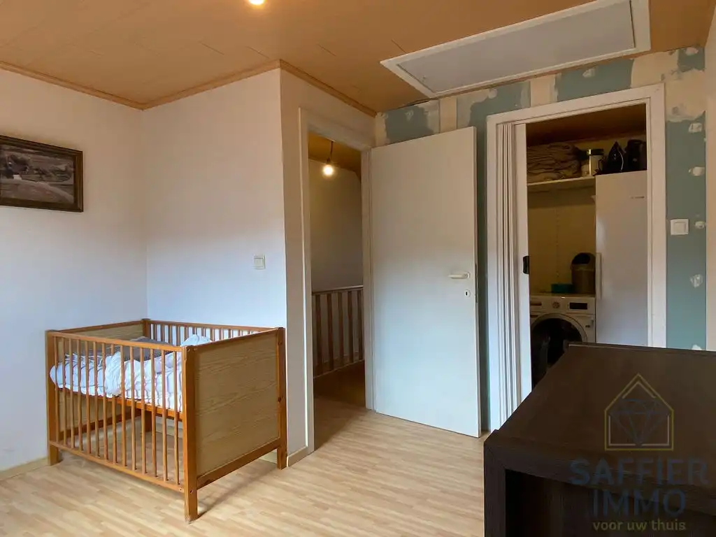 Huis met twee slaapkamers, verschillende staanplaatsen en tuin te huur in Ingelmunster foto 11