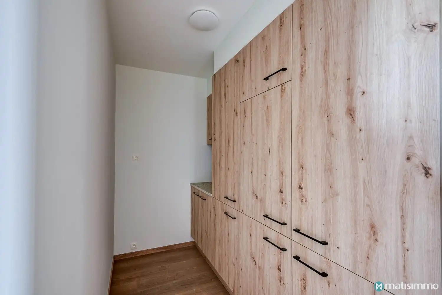RUIME NIEUWBOUWWONING MET 4 SLAAPKAMERS EN RUIME TUIN TE MARTENSLINDE (BILZEN) foto 17