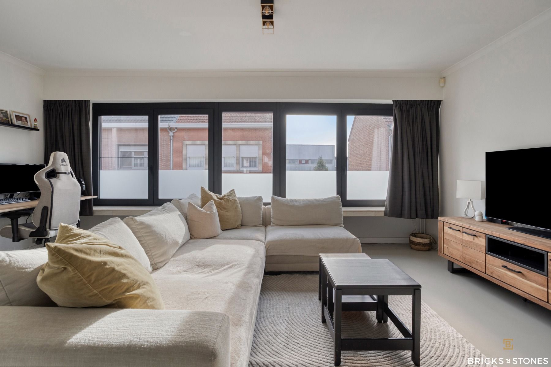 Knappe bel-etage woning met tuin foto 4