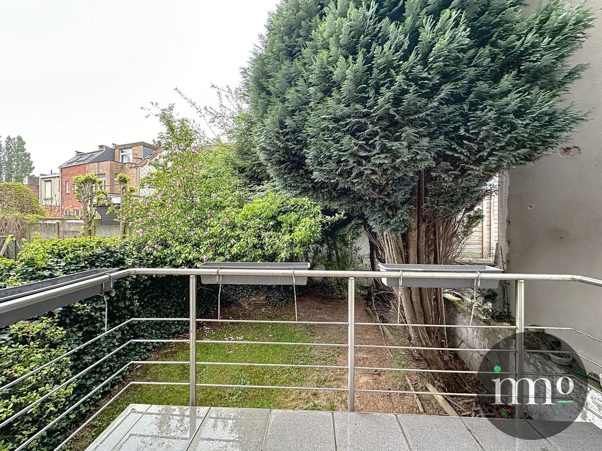 Bel-étagewoning, deels gerenoveerd maar wel instapklaar voor wie geleidelijkaan kleine werken wenst uit te voeren foto 4