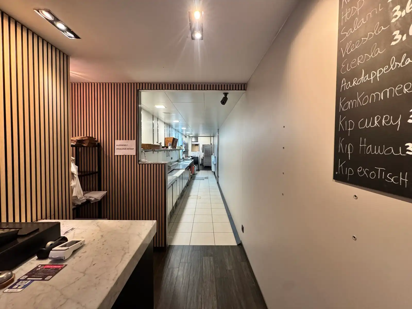 Instapklaar pand 108 m² voor take-away & delivery foto 4