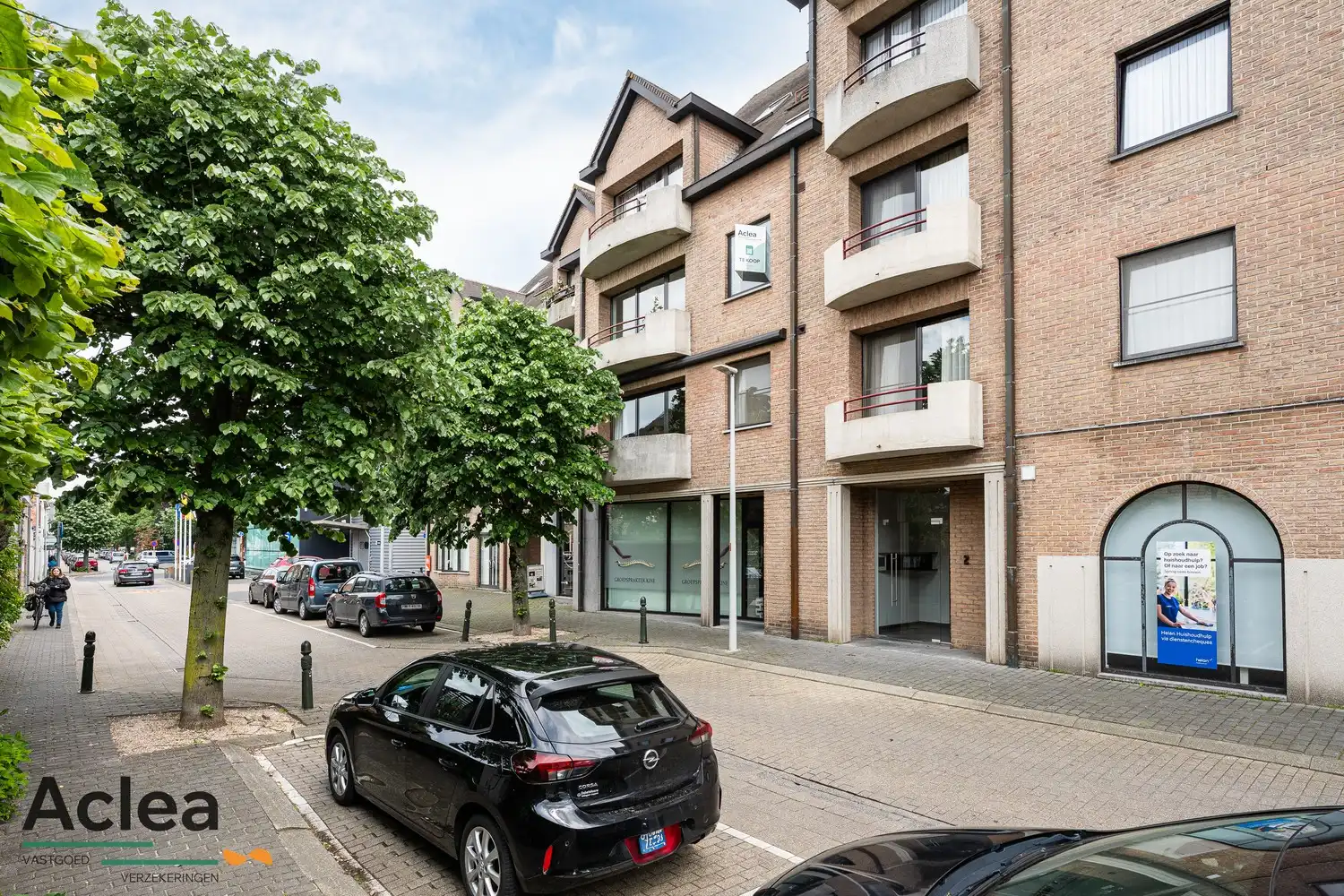 Ruim instapklaar appartement met 2 terrassen foto 2