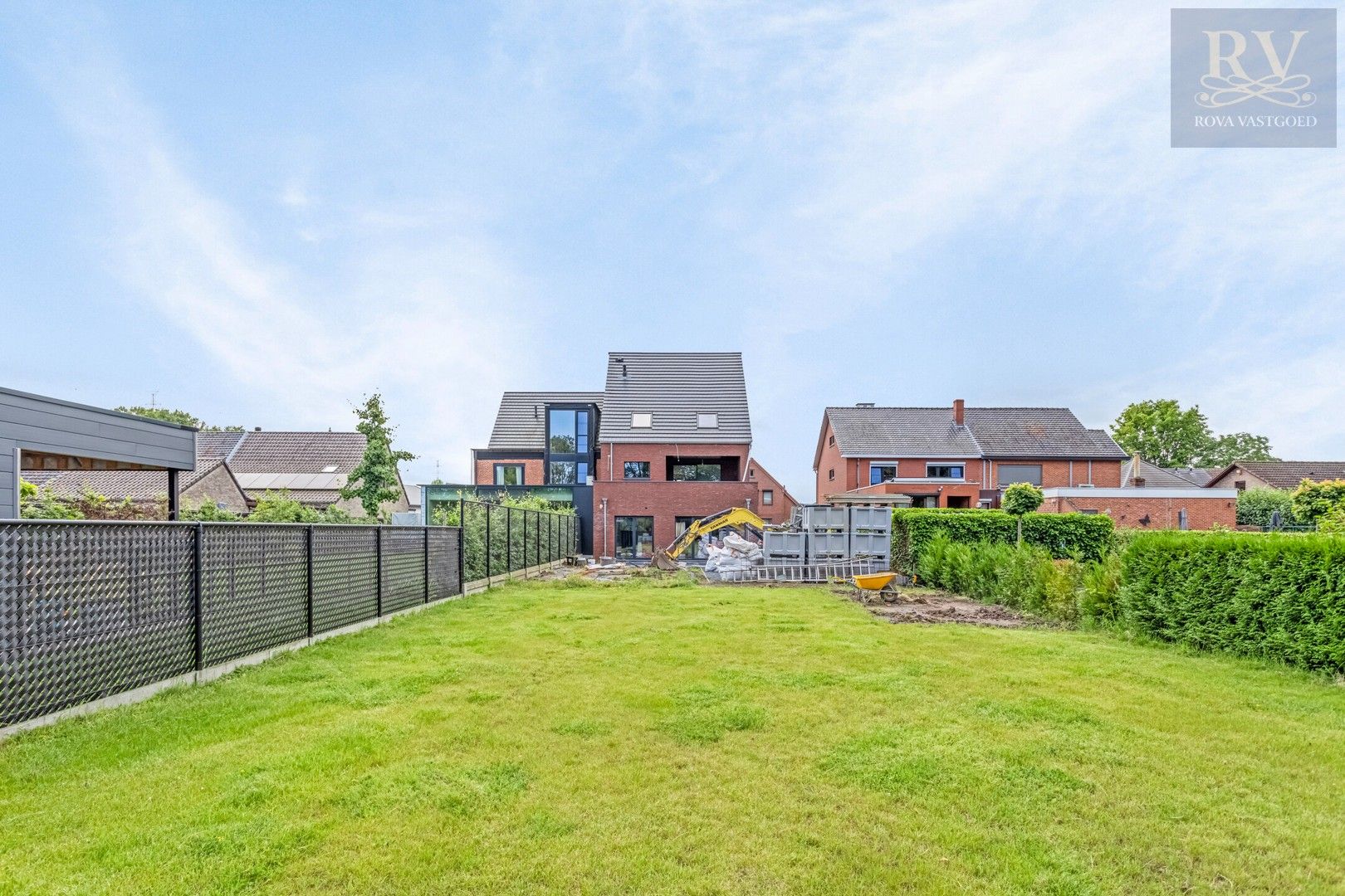 NIEUWBOUWAPPARTEMENT MET 2 SLPK'S OP GELIJKVLOERSE VERDIEPING VAN 107 M2 MET TERRAS MET RIANTE TUIN foto 4