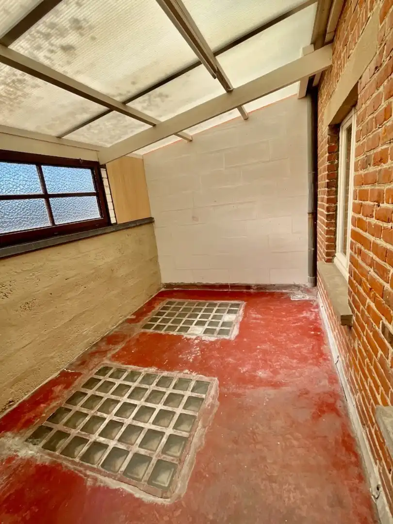 Te renoveren zes slaapkamer appartement foto 5