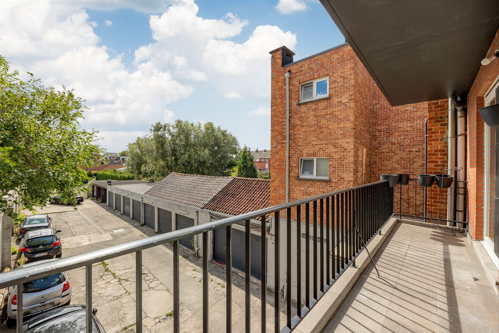Gerenoveerd appartement met 2 slaapkamers en terras foto 10
