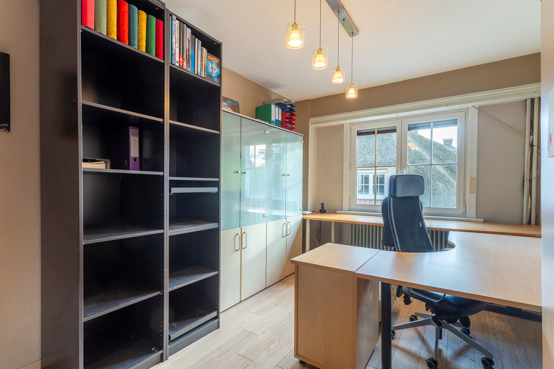 Luxueuze halfopen villa met zwembad in Elsdonckwijk foto 15