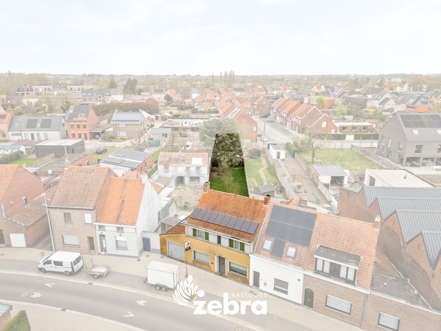 Instapklare woning met 4 slaapkamers en tuin te Oostrozebeke! foto 26