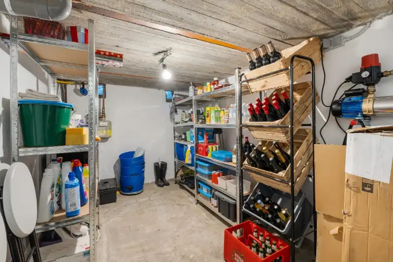 Instapklare rijwoning nabij centrum foto 11