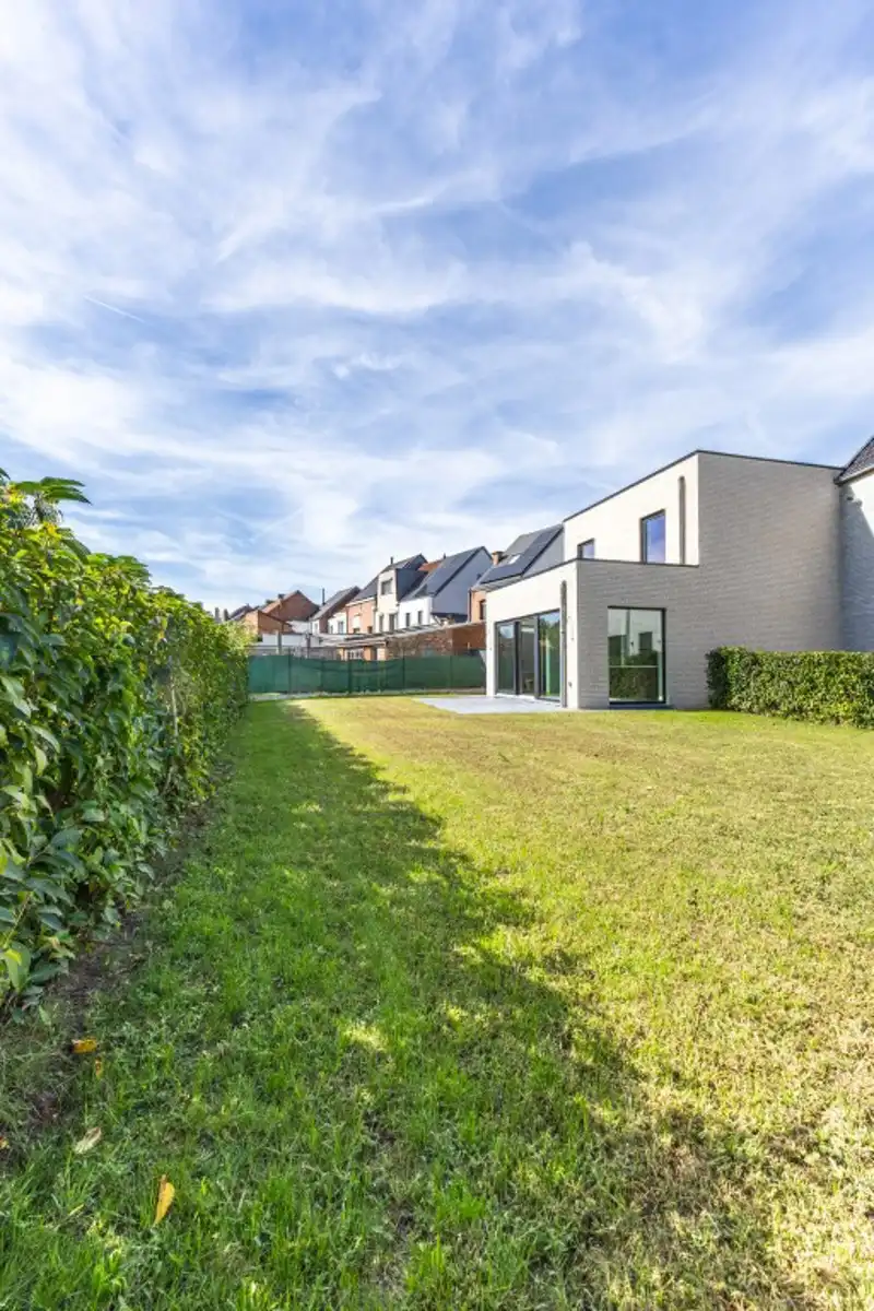 Instapklare nieuwbouwwoning met E-peil 9 foto 27