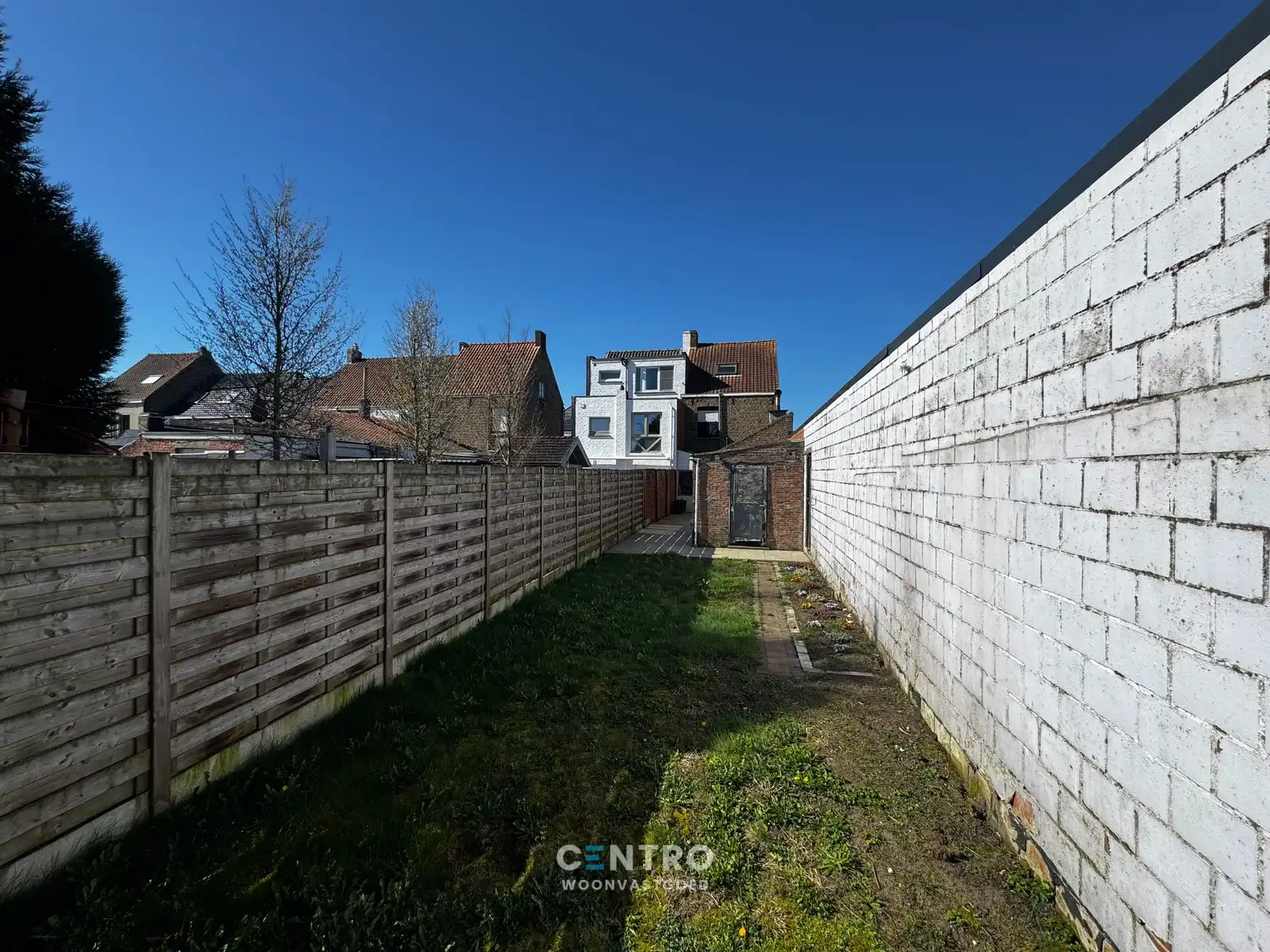 Op te frissen woning met 4 slpks én ZUIDger. tuin te Assebroek! foto 19